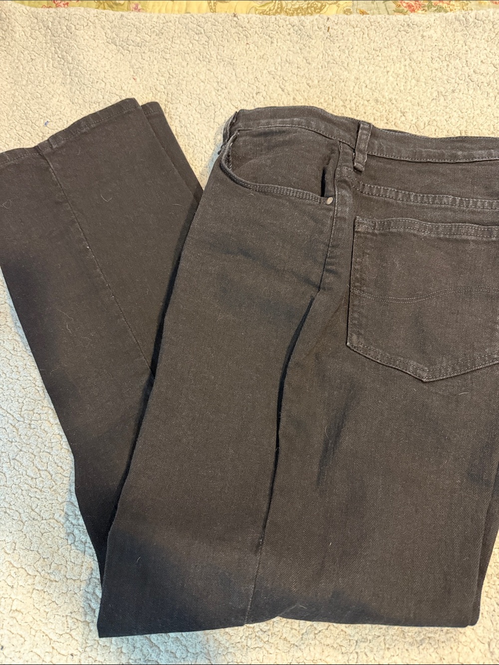 Lee Women’s Relaxed Fit Straight Leg Jeans in Black